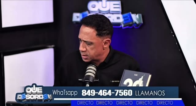 Chico Sandy en el estudio de Qué Desorden